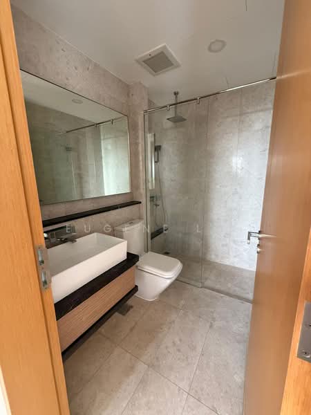 Marina Bay Residences, 18 Marina Boulevard, Studio, 732 sqft, Condominium For Sale, by Eugene Lin, 500131752 - Bathroom - PropertyGuru.com.sg