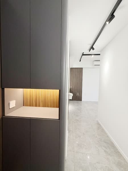 The M, 36 Middle Road, 2 Bedrooms, 743 sqft, Condominium For Rent, by Joy Lai, 500131769 - Corridor - PropertyGuru.com.sg