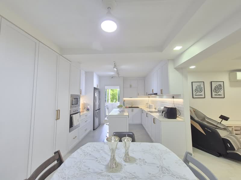 762 Pasir Ris Street 71, 762 Pasir Ris Street 71, 3 Bedrooms, 1,130 sqft, HDB Flat For Sale, by Edwin Sia, 500131776 - Kitchen - PropertyGuru.com.sg