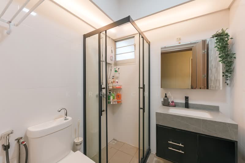 154A Bedok South Road, 154A Bedok South Road, 3 Bedrooms, 1,001 sqft, HDB Flat For Sale, by Karen Chua, 500131802 - Bathroom - PropertyGuru.com.sg