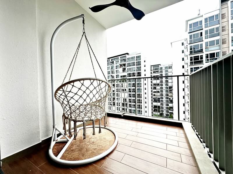 Twin Waterfalls, 104 Punggol Walk, 3 Bedrooms, 915 sqft, Executive Condominium For Rent, by Dave Choy, 500131808 - Balcony - PropertyGuru.com.sg