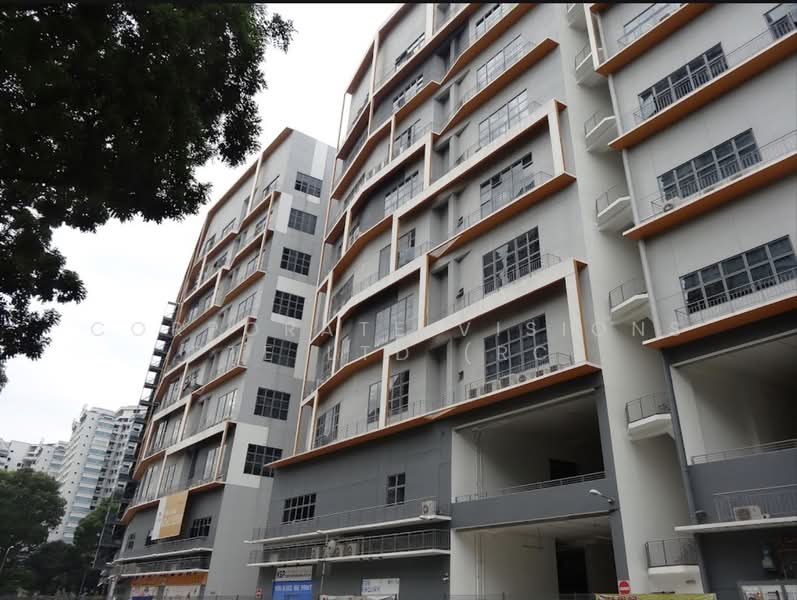 Bukit Batok Ground Floor 2200sqft B1 Industrial Space, Suit Car Accessories / Audio Light Manufacturing Call 96858829, 2,230 sqft, Light Industrial (B1) For Rent, by RONN, 500131809 - Exterior - CommercialGuru.com.sg