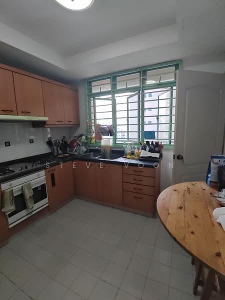 Tiara, 1 Kim Seng Walk, Room Rental, 100 sqft, Apartment For Rent, by Steve Voon, 500131816 - Kitchen - PropertyGuru.com.sg