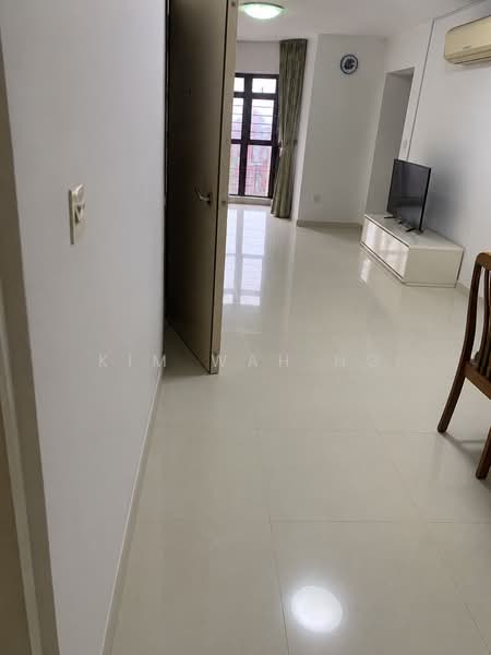 75C Redhill Road, 75C Redhill Road, 3 Bedrooms, 1,238 sqft, HDB Flat For Sale, by Kim Wah Ng, 500131821 - Living Room - PropertyGuru.com.sg