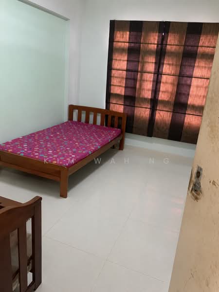 75C Redhill Road, 75C Redhill Road, 3 Bedrooms, 1,238 sqft, HDB Flat For Sale, by Kim Wah Ng, 500131821 - Bedroom - PropertyGuru.com.sg