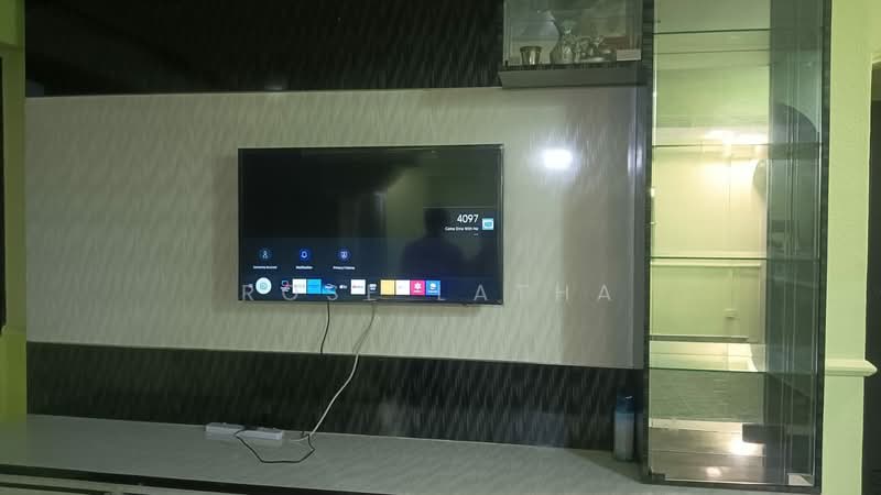 623 Bukit Batok Central, 623 Bukit Batok Central, 3 Bedrooms, 1,119 sqft, HDB Flat For Rent, by Rose Latha, 500131822 - Living Room - PropertyGuru.com.sg