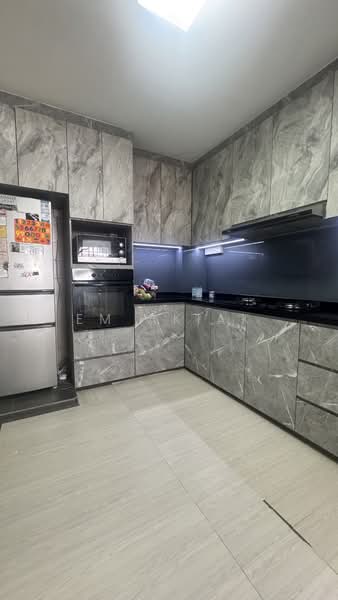 445 Choa Chu Kang Avenue 4, 445 Choa Chu Kang Avenue 4, 3 Bedrooms, 1,076 sqft, HDB Flat For Sale, by Em Akiak, 500131838 - Kitchen - PropertyGuru.com.sg