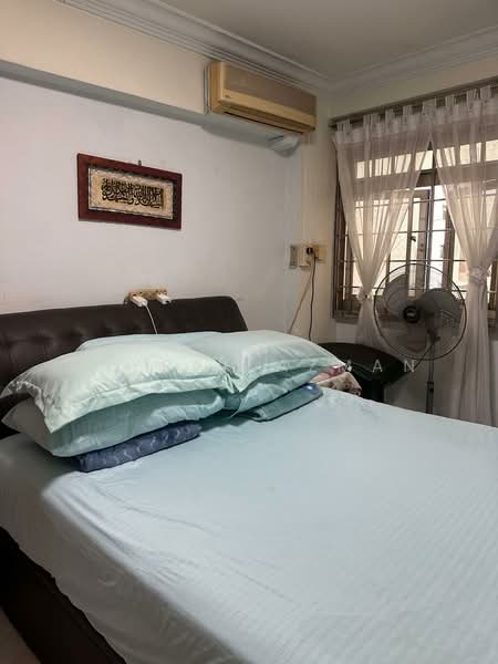 302 Woodlands Street 31, 302 Woodlands Street 31, 3 Bedrooms, 1,022 sqft, HDB Flat For Sale, by Asyraf Azman, 500131839 - Bedroom - PropertyGuru.com.sg