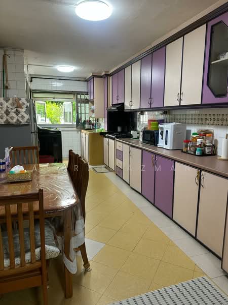 302 Woodlands Street 31, 302 Woodlands Street 31, 3 Bedrooms, 1,022 sqft, HDB Flat For Sale, by Asyraf Azman, 500131839 - Kitchen - PropertyGuru.com.sg