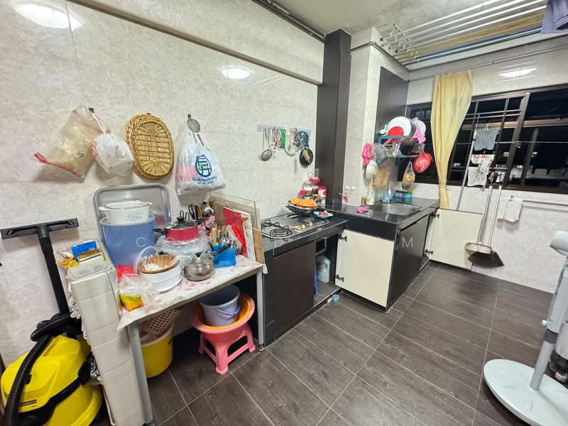 545 Bedok North Street 3, 545 Bedok North Street 3, 2 Bedrooms, 732 sqft, HDB Flat For Sale, by Conrad Tham, 500131842 - Kitchen - PropertyGuru.com.sg
