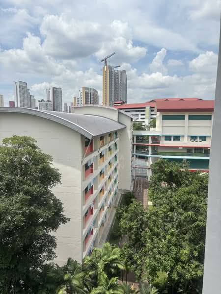248 Jurong East Street 24, 248 Jurong East Street 24, 2 Bedrooms, 721 sqft, HDB Flat For Sale, by Stephanie Foong, 500131853 - Exterior - PropertyGuru.com.sg