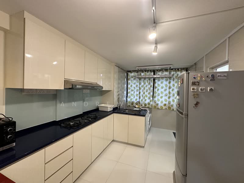 75 Bedok North Road, 75 Bedok North Road, 2 Bedrooms, 635 sqft, HDB Flat For Sale, by Andrew Nair, 500131855 - Kitchen - PropertyGuru.com.sg