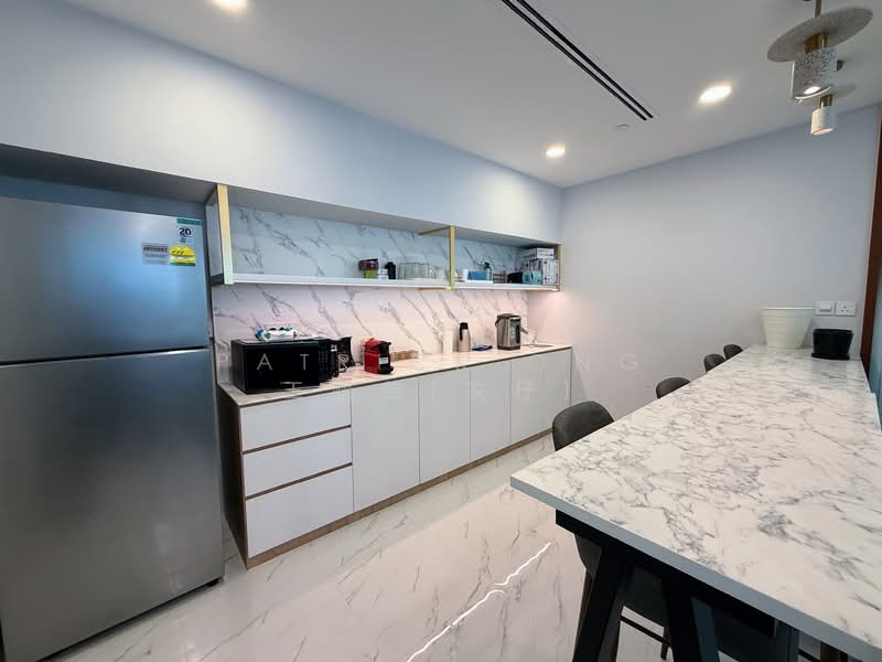 Republic Plaza, 9 Raffles Place, 2,228 sqft, Office For Rent, by Patrick Ong 王鹏若(安仔), 500131857 - Kitchen - CommercialGuru.com.sg