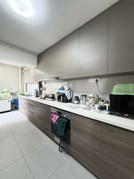 714 Ang Mo Kio Avenue 6, 714 Ang Mo Kio Avenue 6, 3 Bedrooms, 1,280 sqft, HDB Flat For Sale, by Kathryn Low, 500131868 - Kitchen - PropertyGuru.com.sg