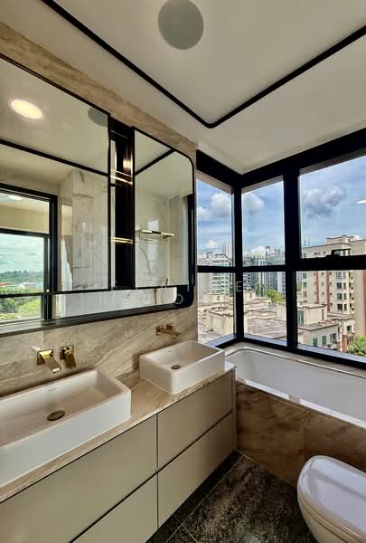 Perfect Ten, 323 Bukit Timah Road, 3 Bedrooms, 1,281 sqft, Condominium For Rent, by Elaine Goh, 500131870 - Bathroom - PropertyGuru.com.sg
