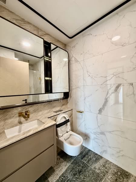 Perfect Ten, 323 Bukit Timah Road, 3 Bedrooms, 1,281 sqft, Condominium For Rent, by Elaine Goh, 500131870 - Bathroom - PropertyGuru.com.sg