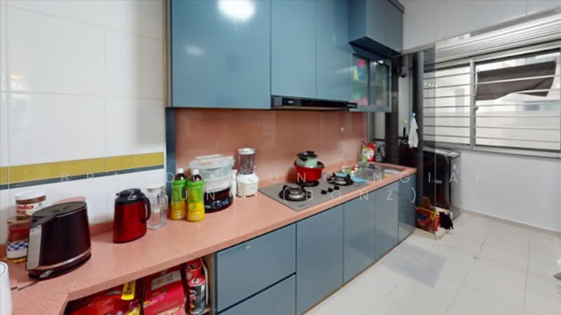 678A Punggol Drive, 678A Punggol Drive, 3 Bedrooms, 1,001 sqft, HDB Flat For Sale, by Brandon Ong Ngiap Zhung (BONZ), 500131873 - Kitchen - PropertyGuru.com.sg
