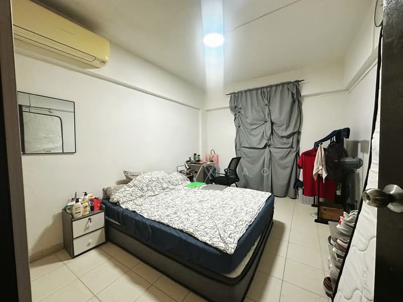 256 Ang Mo Kio Avenue 4, 256 Ang Mo Kio Avenue 4, 2 Bedrooms, 786 sqft, HDB Flat For Sale, by Mike Xiao, 500131906 - Bedroom - PropertyGuru.com.sg