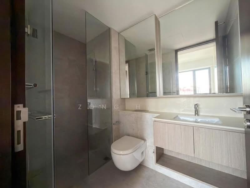 iNz Residence, 62 Choa Chu Kang Avenue 5, 4 Bedrooms, 1,130 sqft, Condominium For Rent, by Zong Han, 500131911 - Bathroom - PropertyGuru.com.sg