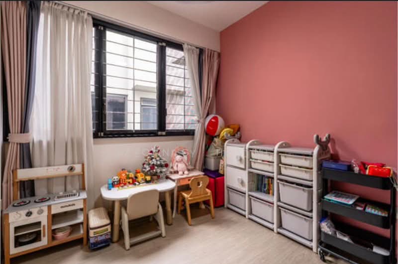 iNz Residence, 64 Choa Chu Kang Avenue 5, 4 Bedrooms, 1,130 sqft, Condominium For Rent, by Zong Han, 500131911 - PropertyGuru.com.sg