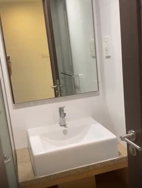 The Cathay Residences, 30 Mount Sophia, 2 Bedrooms, 878 sqft, Apartment For Rent, by Silvia Ang, 500131914 - Bathroom - PropertyGuru.com.sg