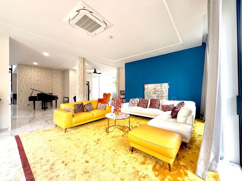 As Good As New! Bungalow at GCB ZONE - Kingsmead Rd, Kingsmead Rd / Victoria Park Road / Coronation Road, 7 Bedrooms, 9,800 sqft, Bungalow House For Sale, by Sharon Heng (王蔚惠), 500131921 - Living Room - PropertyGuru.com.sg