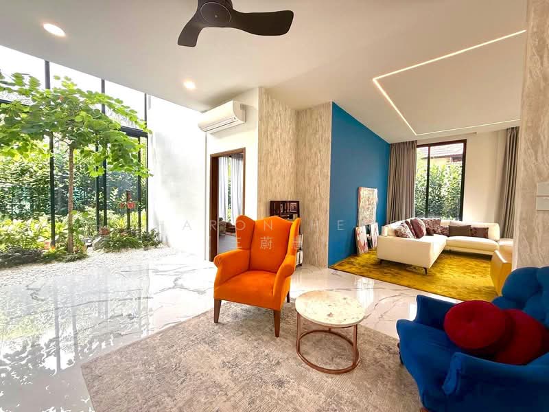 As Good As New! Bungalow at GCB ZONE - Kingsmead Rd, Kingsmead Rd / Victoria Park Road / Coronation Road, 7 Bedrooms, 9,800 sqft, Bungalow House For Sale, by Sharon Heng (王蔚惠), 500131921 - Living Room - PropertyGuru.com.sg