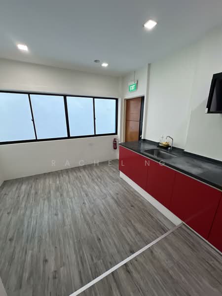 Tan Heng Lee Co, 1 Harvey Road, 2,900 sqft, Light Industrial (B1) For Rent, by Rachel ng, 500131925 - Kitchen - CommercialGuru.com.sg