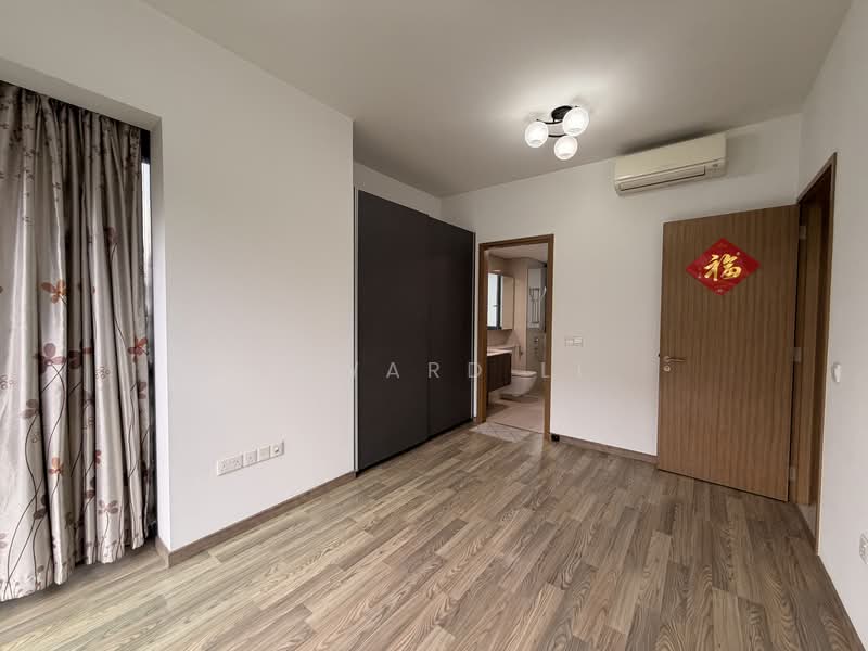 Lakeville, 3 Jurong Lake Link, 3 Bedrooms, 947 sqft, Condominium For Rent, by Edward Li, 500131938 - Bedroom - PropertyGuru.com.sg