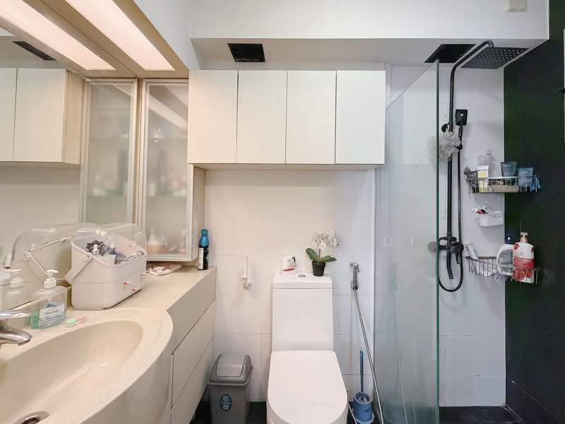 647 Punggol Central, 647 Punggol Central, 3 Bedrooms, 968 sqft, HDB Flat For Sale, by Zaki Affandi, 500131939 - Bathroom - PropertyGuru.com.sg