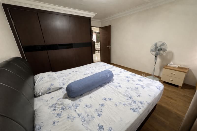 527 Hougang Avenue 6, 527 Hougang Avenue 6, 3 Bedrooms, 1,110 sqft, HDB Flat For Sale, by Michelle Tan, 500131943 - Bedroom - PropertyGuru.com.sg