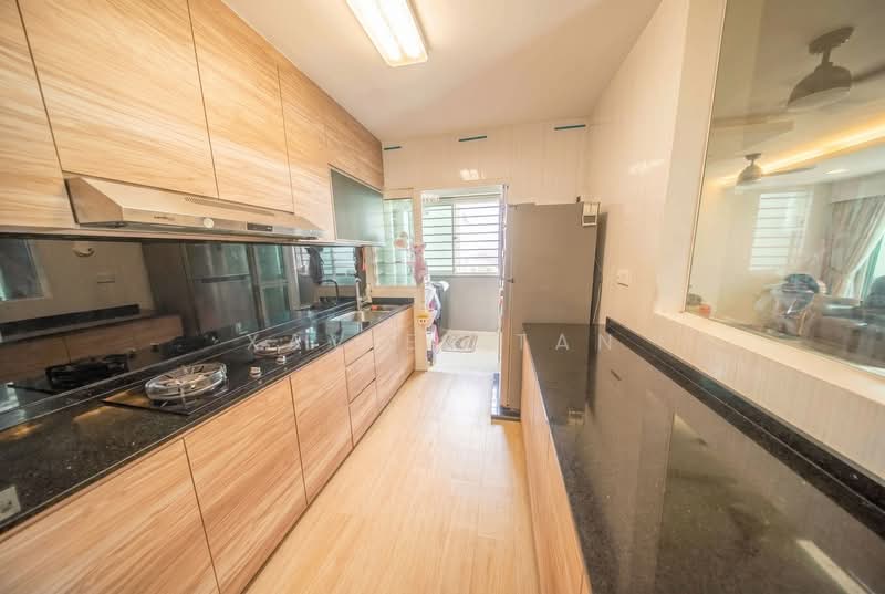 194B Bukit Batok West Avenue 6, 194B Bukit Batok West Avenue 6, 3 Bedrooms, 1,023 sqft, HDB Flat For Sale, by Xavier Tan, 500131947 - Kitchen - PropertyGuru.com.sg