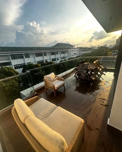 Single Floor 2 Bedroom Unit Within a Landed House, , 2 Bedrooms, 1,200 sqft, Semi-Detached House For Rent, by Chiew Jie Yi, 500131955 - Balcony - PropertyGuru.com.sg