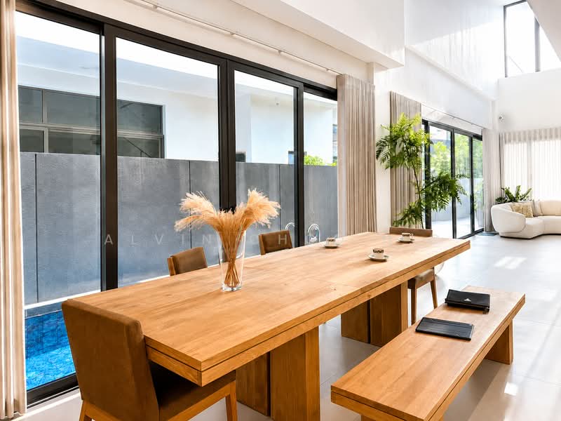 ◤MOVE IN READY: Freehold 3.5-Storey Corner Terrace Home, Great Amenities Near MRT & Shopping Malls, East Coast Road, Upper East Coast Road, Siglap, 7 Bedrooms, 5,500 sqft, Corner Terrace For Sale, by Alvin Choo H.C, 500131969 - Dining Room - PropertyGuru.com.sg