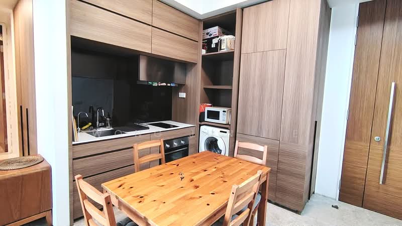 Echelon, 7 Alexandra View, 2 Bedrooms, 732 sqft, Condominium For Rent, by Wong Jun Jie, 500131973 - Kitchen - PropertyGuru.com.sg