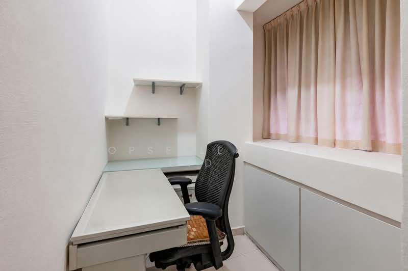 Lakepoint Condo, 10 Lakepoint Drive, 4 Bedrooms, 2,217 sqft, Condominium For Sale, by Warren Chan, 500131974 - Study - PropertyGuru.com.sg