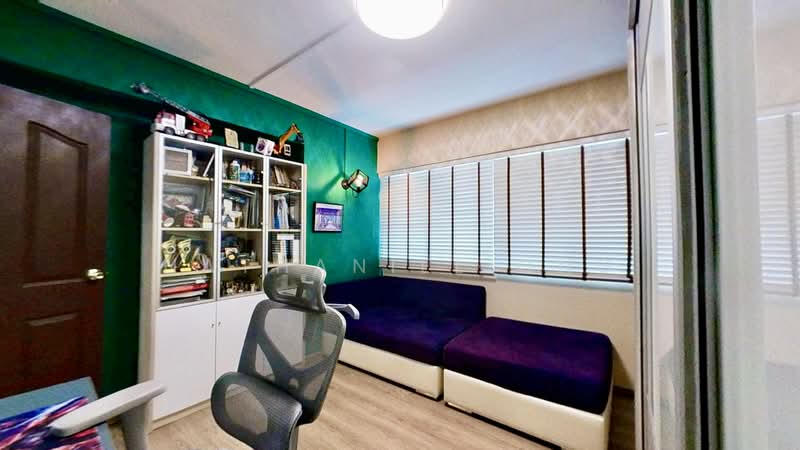 157 Yung Loh Road, 157 Yung Loh Road, 3 Bedrooms, 1,184 sqft, HDB Flat For Sale, by Nathaniel Ong, 500131978 - Study - PropertyGuru.com.sg