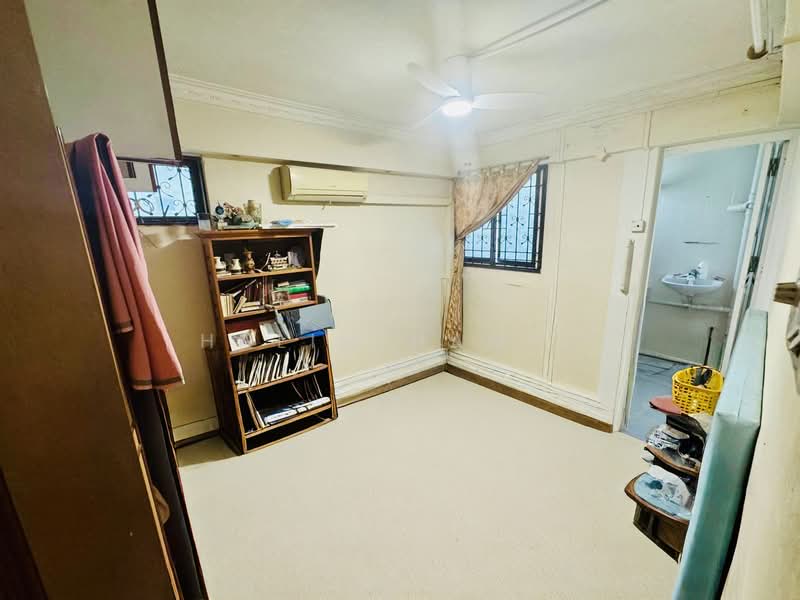 803 Tampines Avenue 4, 803 Tampines Avenue 4, 3 Bedrooms, 1,076 sqft, HDB Flat For Sale, by Halim Hamid, 500131979 - Bedroom - PropertyGuru.com.sg