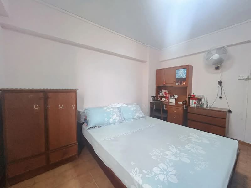 635 Yishun Street 61, 635 Yishun Street 61, 3 Bedrooms, 904 sqft, HDB Flat For Sale, by OHMYHOME PTE LTD, 500131986 - Bedroom - PropertyGuru.com.sg