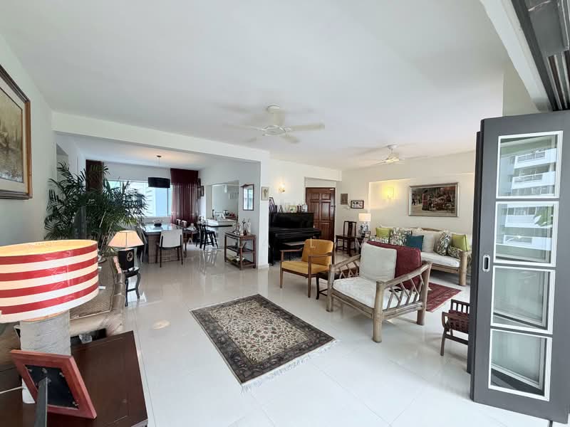 Lagoon View, 5000M Marine Parade Road, 3 Bedrooms, 1,647 sqft, Apartment For Sale, by Aela Lim, 500131990 - Living Room - PropertyGuru.com.sg