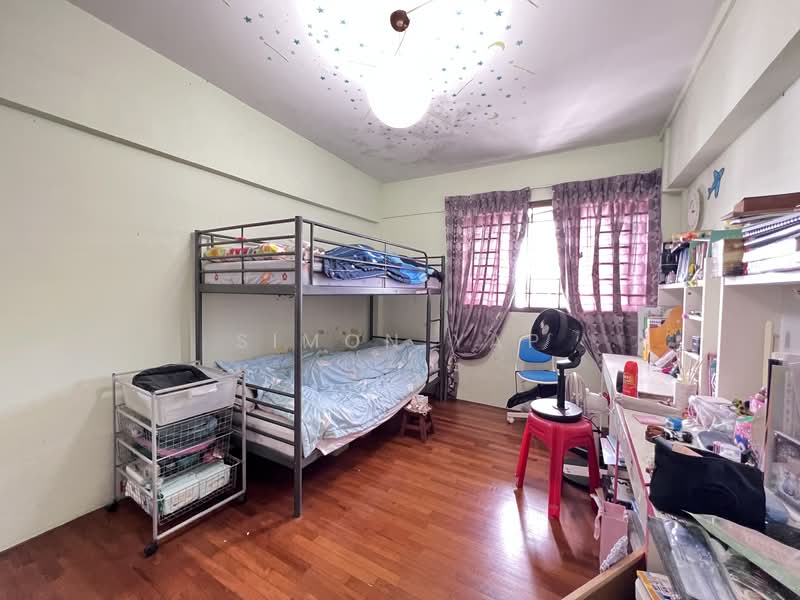427 Bedok North Road, 427 Bedok North Road, 3 Bedrooms, 990 sqft, HDB Flat For Sale, by Simon Yap, 500131996 - Bedroom - PropertyGuru.com.sg