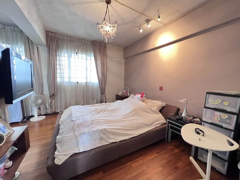 427 Bedok North Road, 427 Bedok North Road, 3 Bedrooms, 990 sqft, HDB Flat For Sale, by Simon Yap, 500131996 - PropertyGuru.com.sg