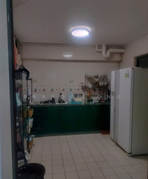 453 Choa Chu Kang Avenue 4, 453 Choa Chu Kang Avenue 4, 3 Bedrooms, 1,323 sqft, HDB Flat For Sale, by Brandon Ong Ngiap Zhung (BONZ), 500132010 - Kitchen - PropertyGuru.com.sg