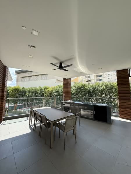 Seaside Residences, 16 Siglap Link, 4 Bedrooms, 1,679 sqft, Condominium For Sale, by Alice Cai, 500132017 - Balcony - PropertyGuru.com.sg
