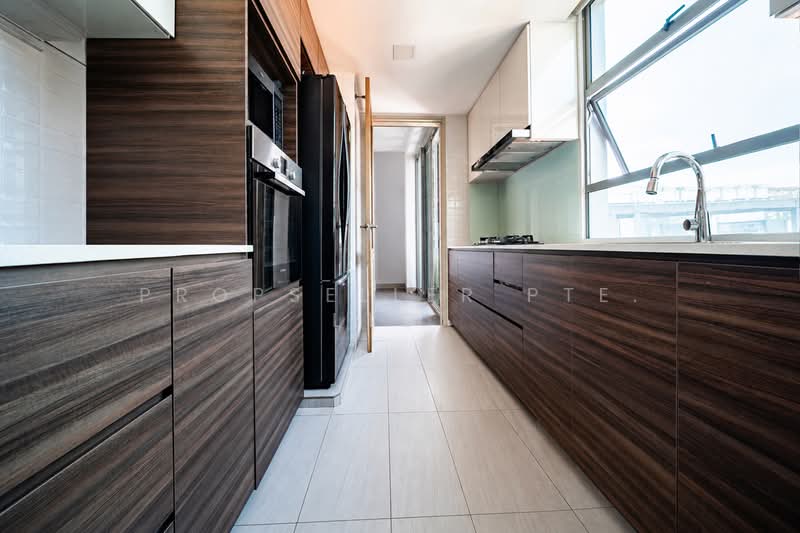 The Glacier, 260 Joo Chiat Place, 3 Bedrooms, 1,335 sqft, Condominium For Sale, by Elaine Wong, 500132025 - Kitchen - PropertyGuru.com.sg