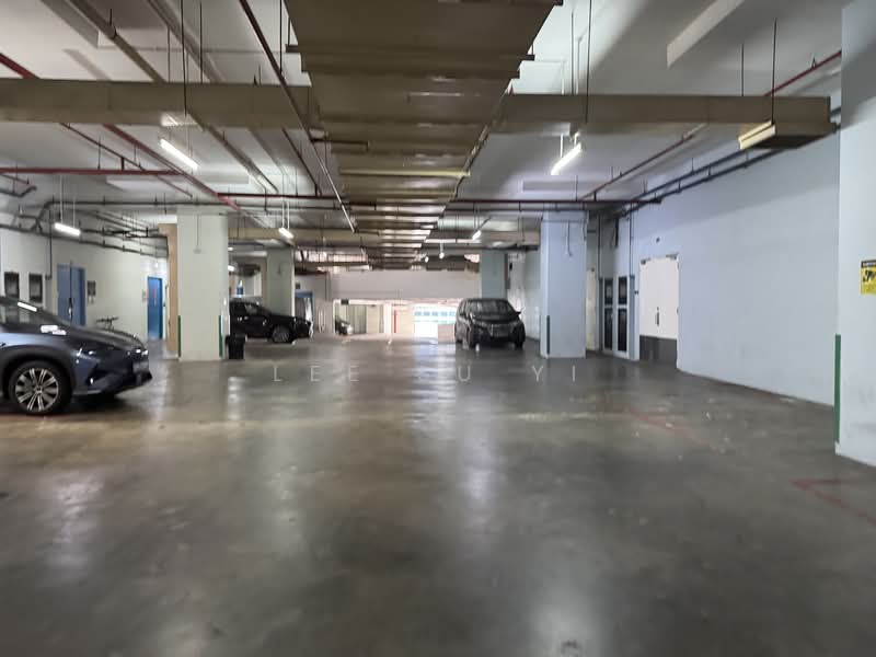 Excalibur Centre, 71 Ubi Crescent, 2,573 sqft, Light Industrial (B1) For Sale, by Lee Su Yi, 500132062 - Car Park - CommercialGuru.com.sg