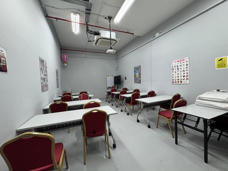 Excalibur Centre, 71 Ubi Crescent, 2,573 sqft, Light Industrial (B1) For Sale, by Lee Su Yi, 500132062 - Study - CommercialGuru.com.sg