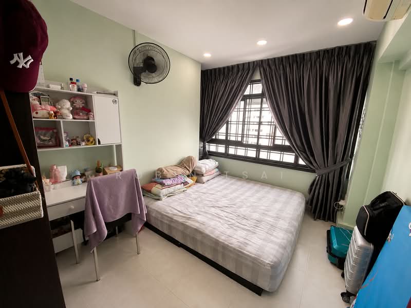 765 Woodlands Circle, 765 Woodlands Circle, 3 Bedrooms, 980 sqft, HDB Flat For Sale, by Robin Tsai, 500132071 - PropertyGuru.com.sg