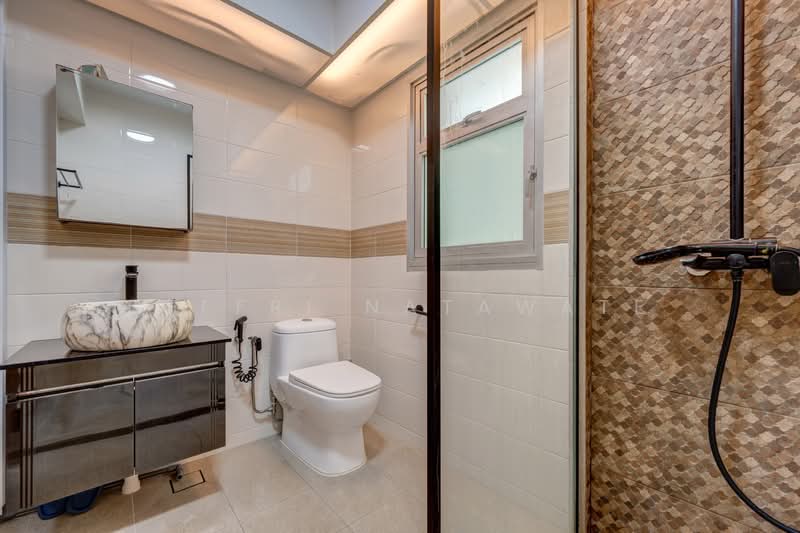 501B Yishun Street 51, 501B Yishun Street 51, 3 Bedrooms, 1,206 sqft, HDB Flat For Sale, by Jeffri Natawate, 500132074 - Bathroom - PropertyGuru.com.sg