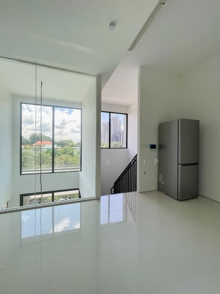 The Enclave Holland, 131 Holland Road, 2 Bedrooms, 705 sqft, Condominium For Rent, by Belle Yip, 500132077 - Interior - PropertyGuru.com.sg